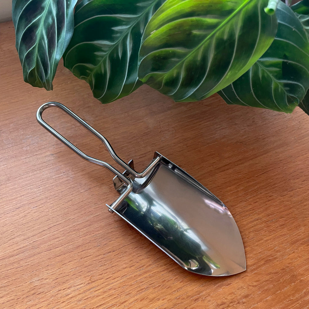 Foldable Mini Stainless Steel Indoor Plant Shovel SILVER