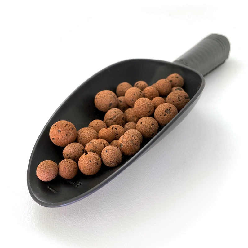 leca-substrate-semi-hydro-scoop