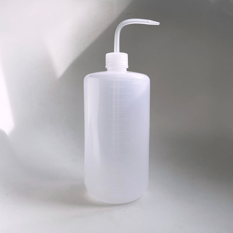curved-straw-spout-watering-bottle